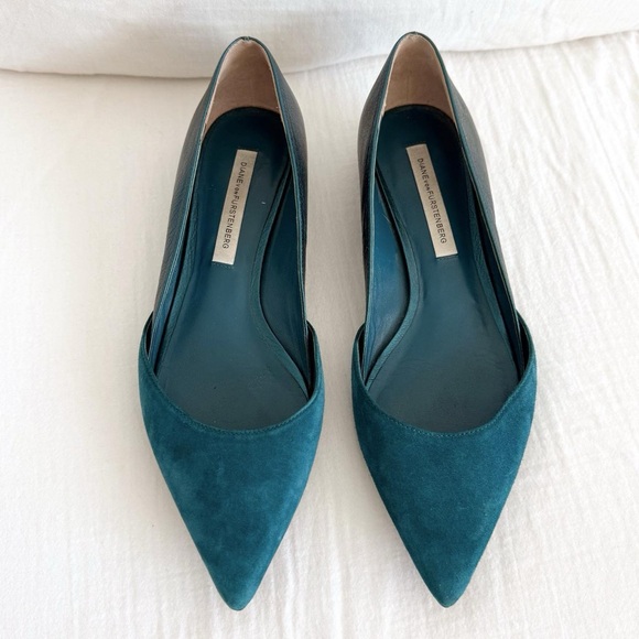 Diane Von Furstenberg Shoes - Diane Von Furstenberg Teal Leather Flats